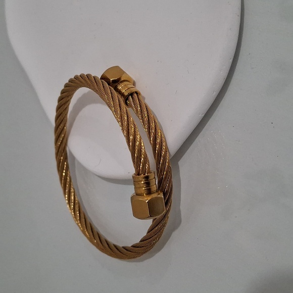 Stainless Steel Twisted Chain Bracelet - Picture 3 of 6